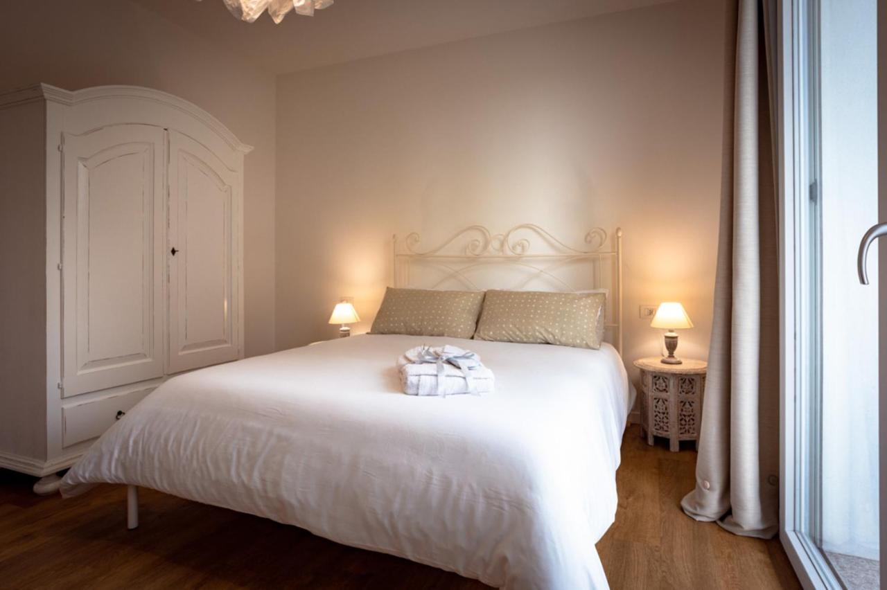 B&B Quattro Stagioni Charme And Wellness Besnate Ngoại thất bức ảnh